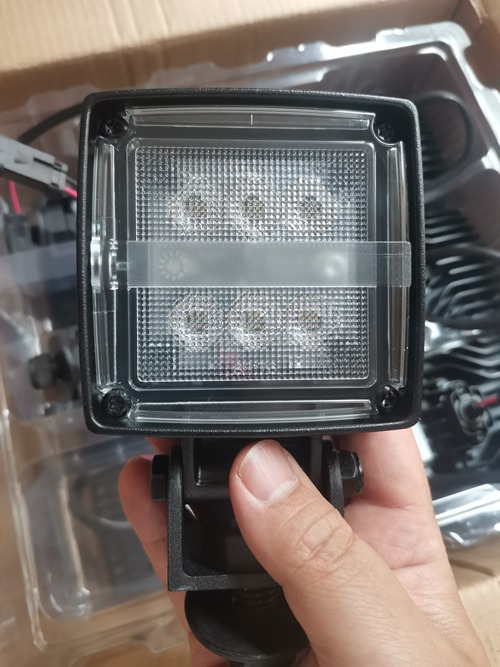 小松配件工作燈